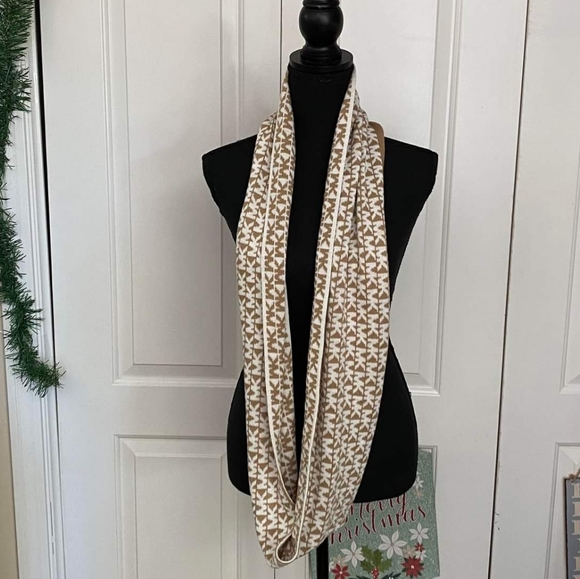 Michael Kors Accessories - Micheal kors scarf